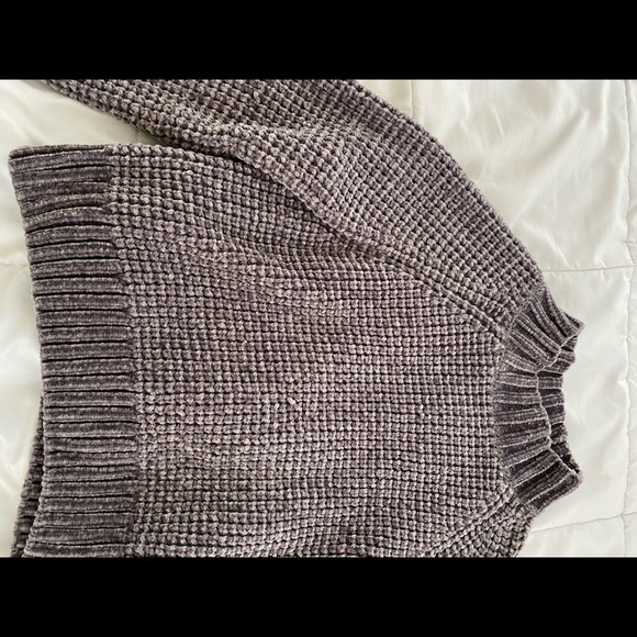 Cropped grey sweater - Picture 3 of 3